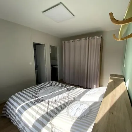2-4 Personnes - Sur Seine Apartment *